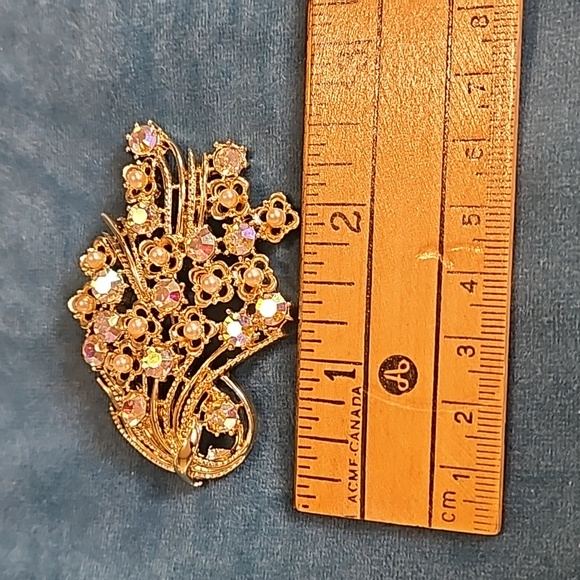 Vintage 1950s crystal choker 2 strands, 2 gold tone brooches - Picture 11 of 14